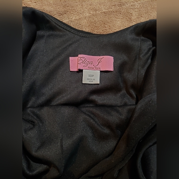 Eliza J • womens dress 10P • black dress - Picture 2 of 3